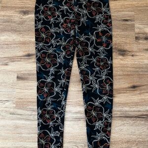 LulaRoe Leggings OS